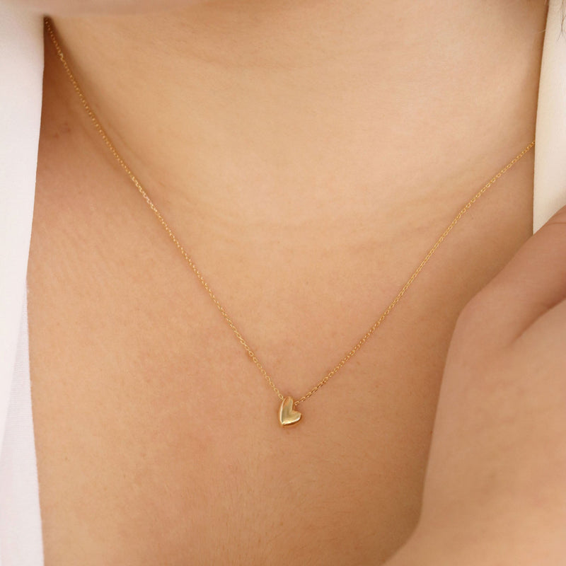 9ct Yellow Gold Drop Heart Necklace 45cm